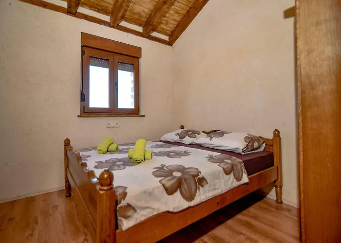 Haus-anita-2-mit-pool-fur-8-personen Stankovci (Zadar)