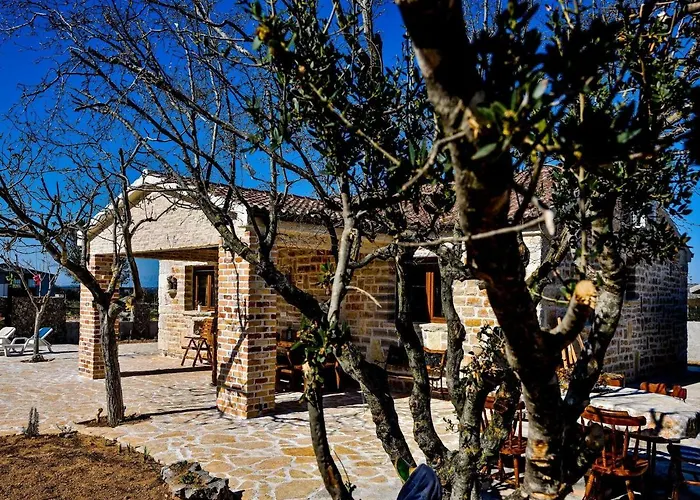 Haus-anita-2-mit-pool-fur-8-personen Holiday home *