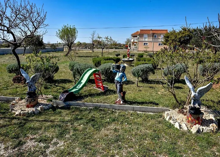 Holiday home Haus-anita-2-mit-pool-fur-8-personen *